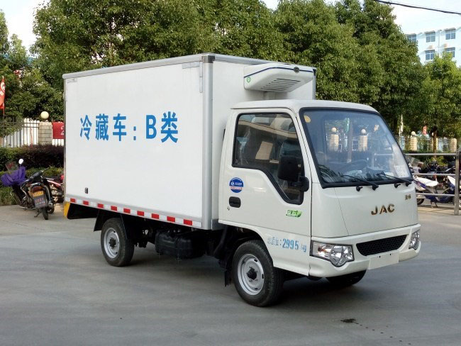 (廂長(cháng)3.1米)江淮康鈴小型冷藏車(chē)